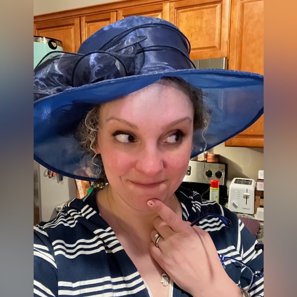 Meet your Posher, Victoria - Picture 3 of 5